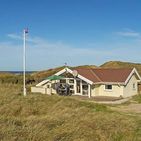 Matias - 150m From The Sea By Interhome